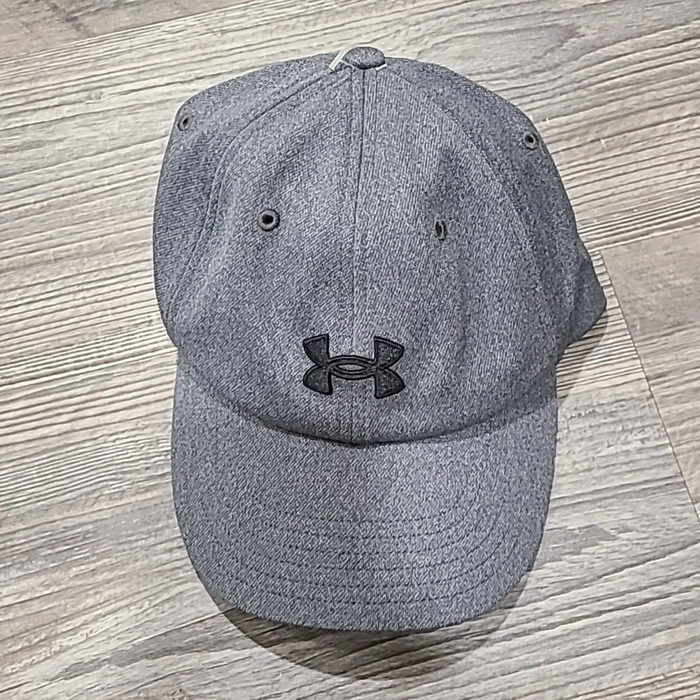 Under Armour Blitzing Baseball Hat